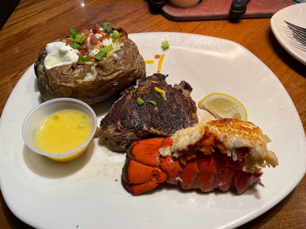 Outback Steakhouse | 2625 W Craig Rd, North Las Vegas, NV 89032, USA | Phone: (702) 647-4152