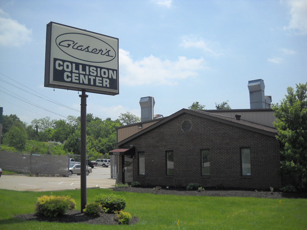 Glasers Collision Centers-Jeffersontown | 10820 Penion Dr, Louisville, KY 40299, USA | Phone: (502) 266-5905