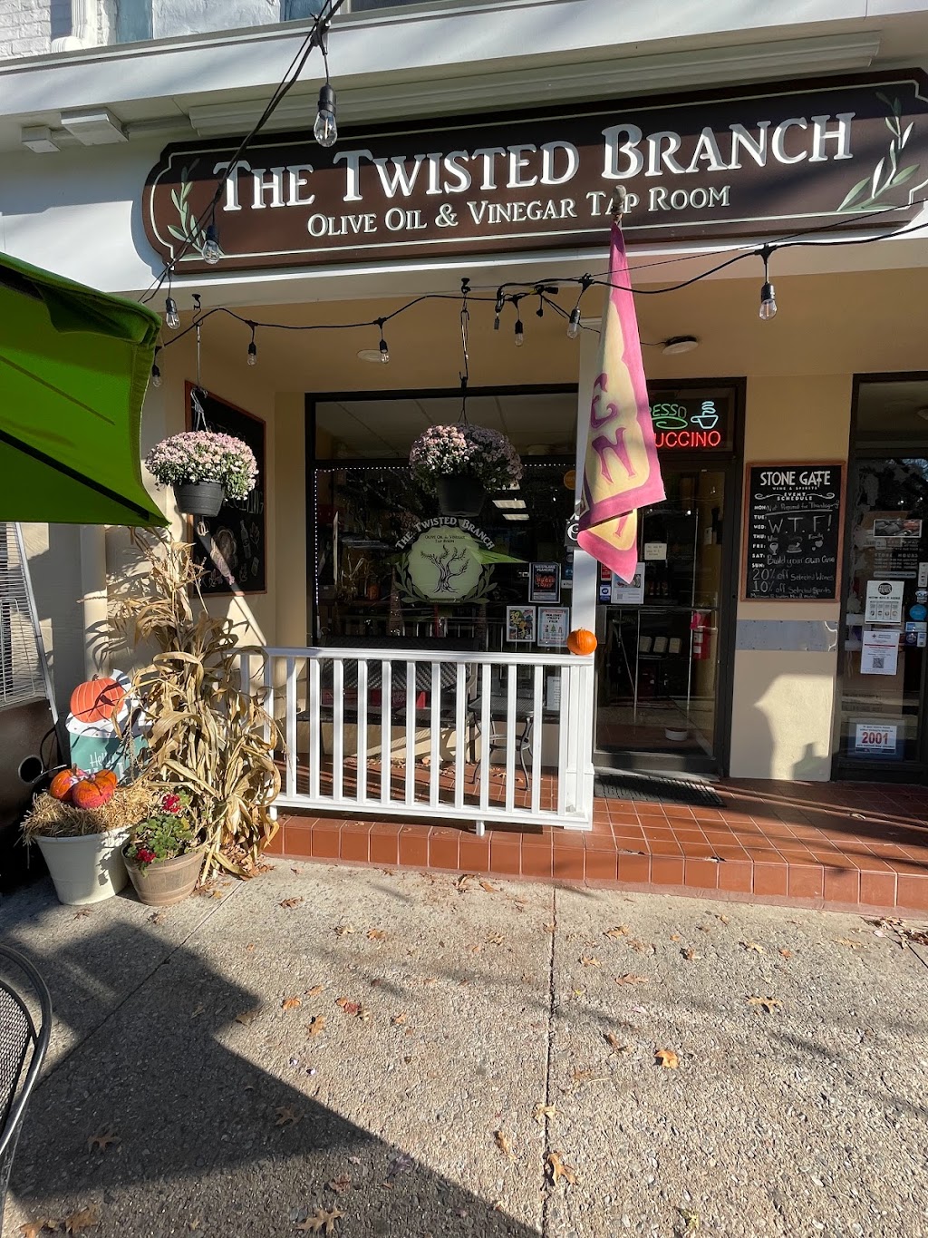 The Twisted Branch | 24 Broadway, Valhalla, NY 10595, USA | Phone: (914) 437-8000
