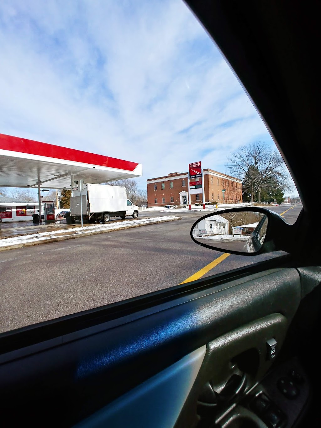 Conoco | 2401 Chambers Rd, Jennings, MO 63136, USA | Phone: (314) 868-4133