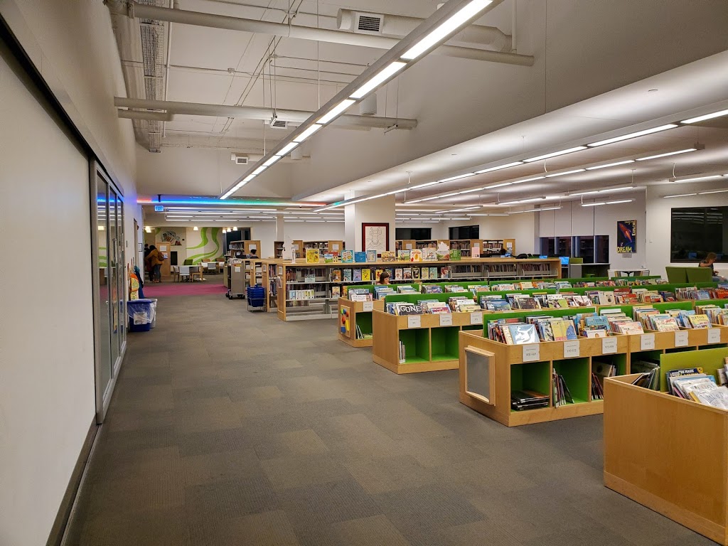 Ramsey County Library - Roseville | 2180 Hamline Ave N, Roseville, MN 55113, USA | Phone: (651) 724-6001