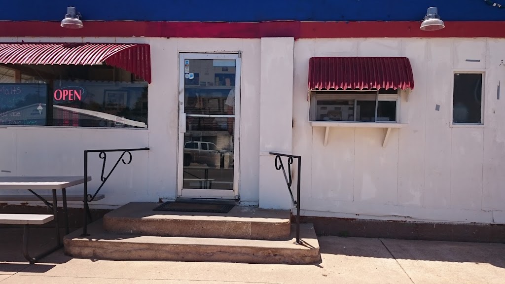 Roadrunner Diner | 416 W Main St, Anthony, KS 67003, USA | Phone: (620) 842-3055