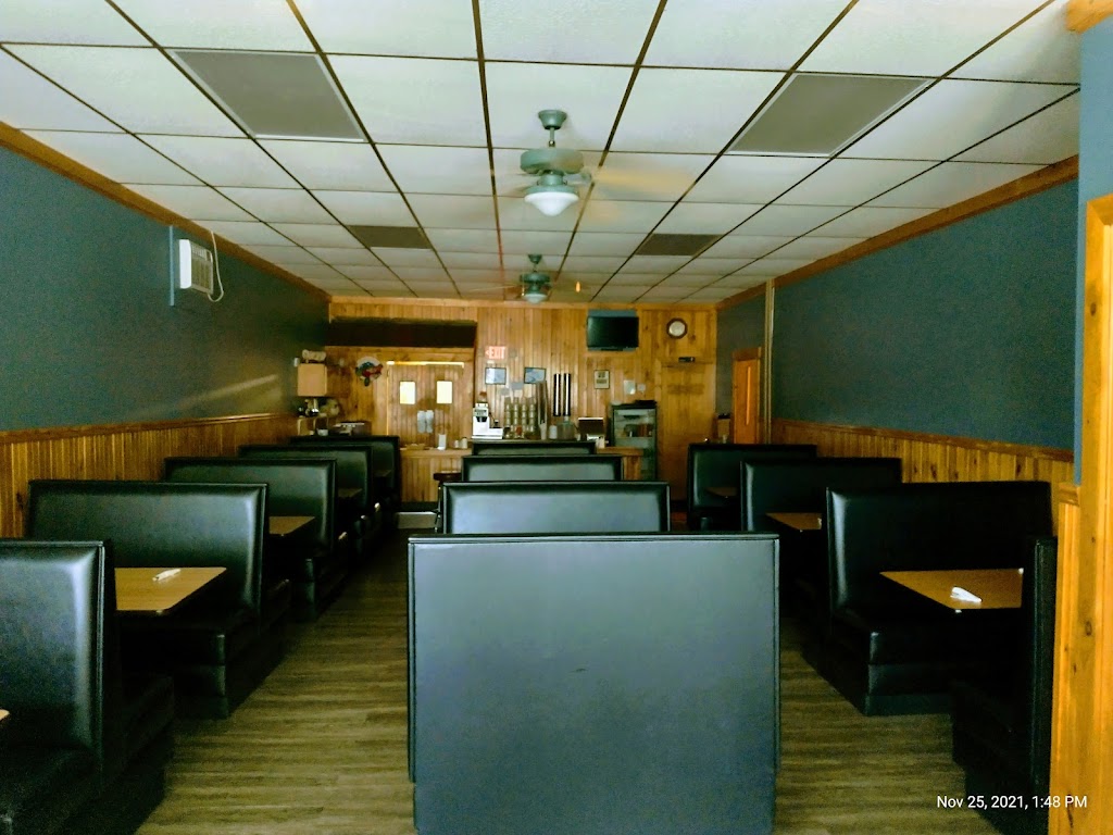 Garys Chuckwagon | 109 S 2nd St, West Newton, PA 15089, USA | Phone: (724) 872-8920