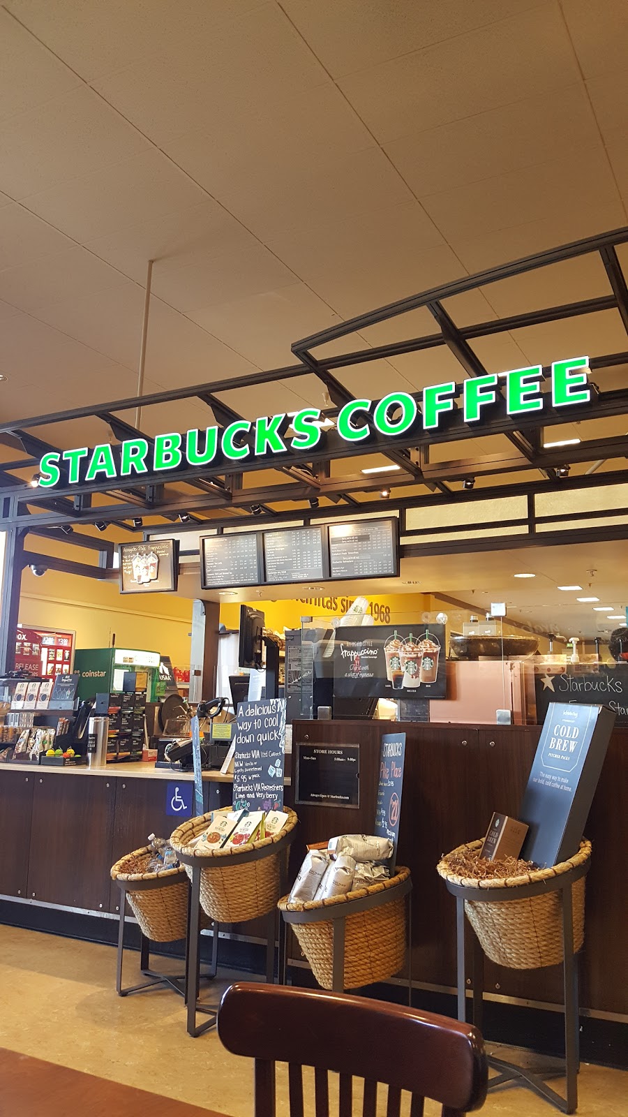 Starbucks | 453 Santa Fe Dr, Encinitas, CA 92024, USA | Phone: (760) 633-9770