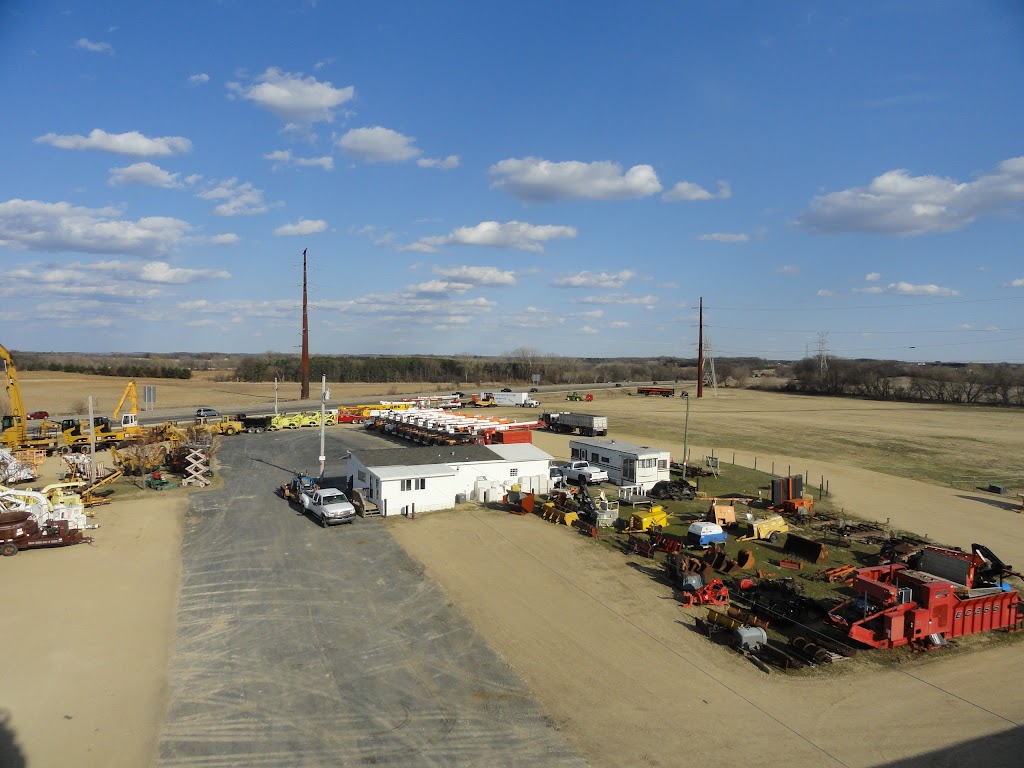 Pettit Trucks & Equipment, LLC | 360 Haugen Rd, Edgerton, WI 53534, USA | Phone: (608) 884-4455