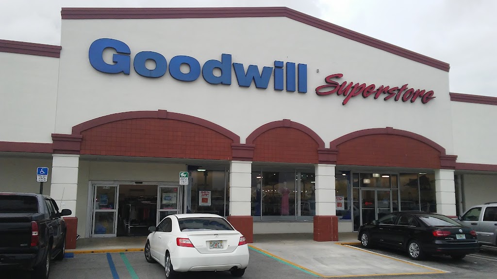 Goodwill - Miami /Westchester/ Tamiami | 9760 SW 8th St, Miami, FL 33174, USA | Phone: (305) 554-1878