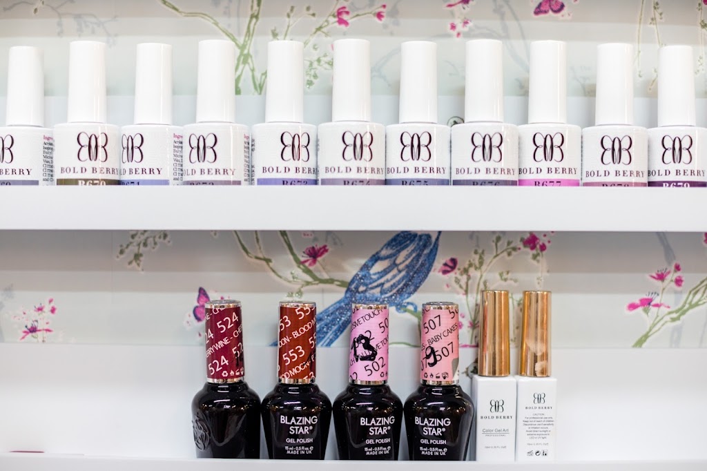 Amsterdam Nail Art Studio - Centraal Station | Stationsplein 33B Amstelpassage, 1012 AA Amsterdam, Netherlands | Phone: 06 25177567