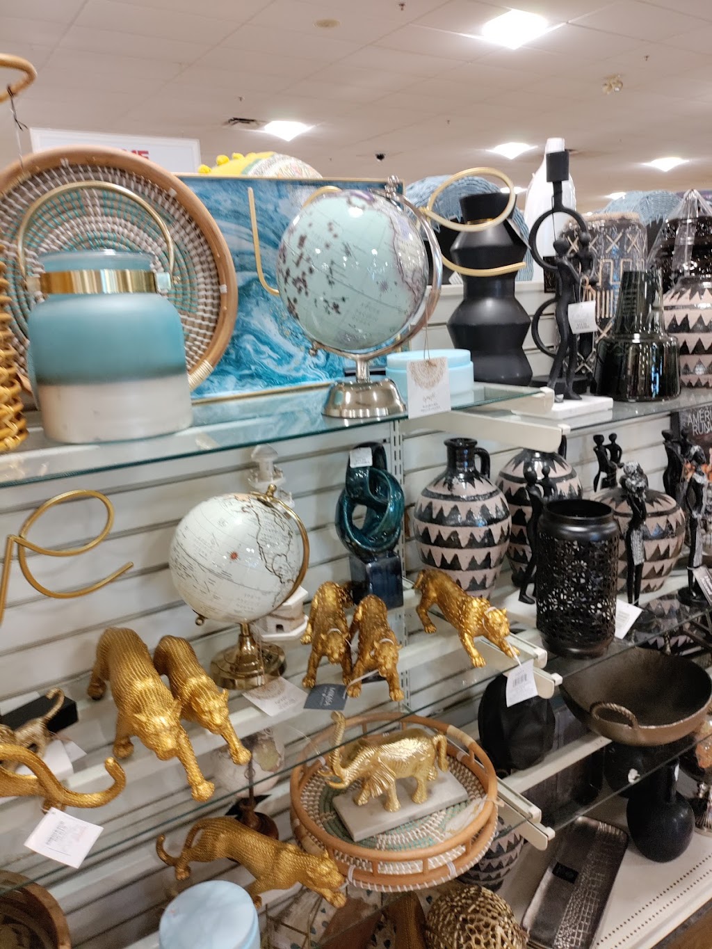 HomeGoods | 2875 S Alma School Rd, Chandler, AZ 85248, USA | Phone: (480) 722-1375