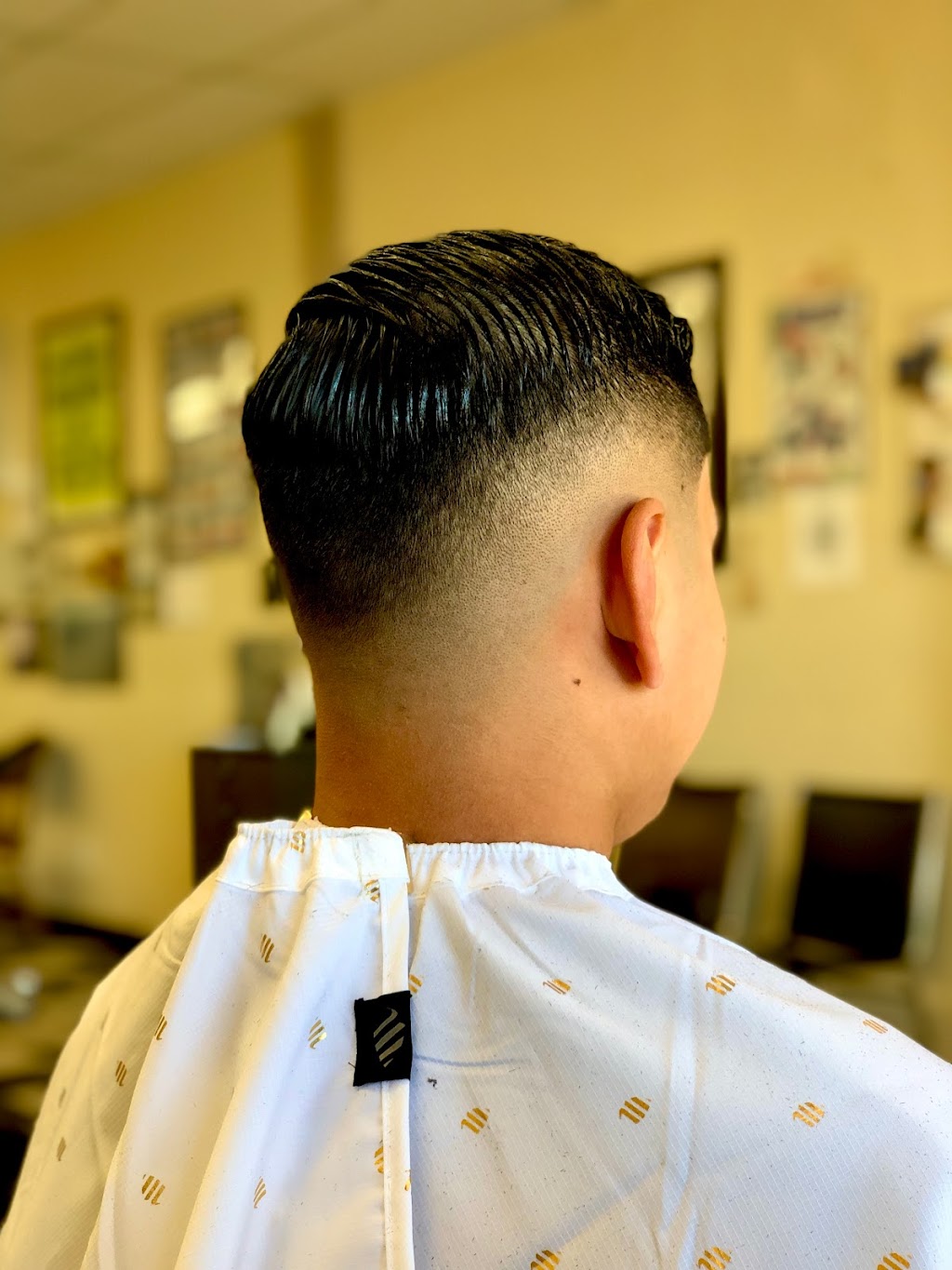 Big D Barbershop | 1159 E Alosta Ave, Azusa, CA 91702, USA | Phone: (626) 335-5593