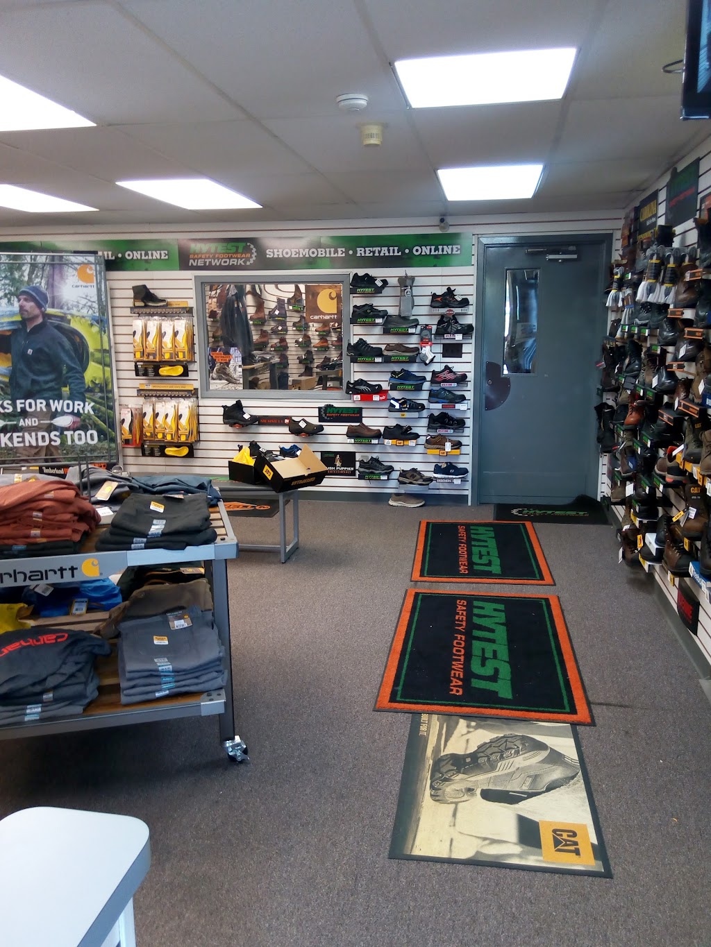 Michigan Industrial Shoe | 25477 Eight Mile Rd, Redford Charter Twp, MI 48240, USA | Phone: (313) 532-0902