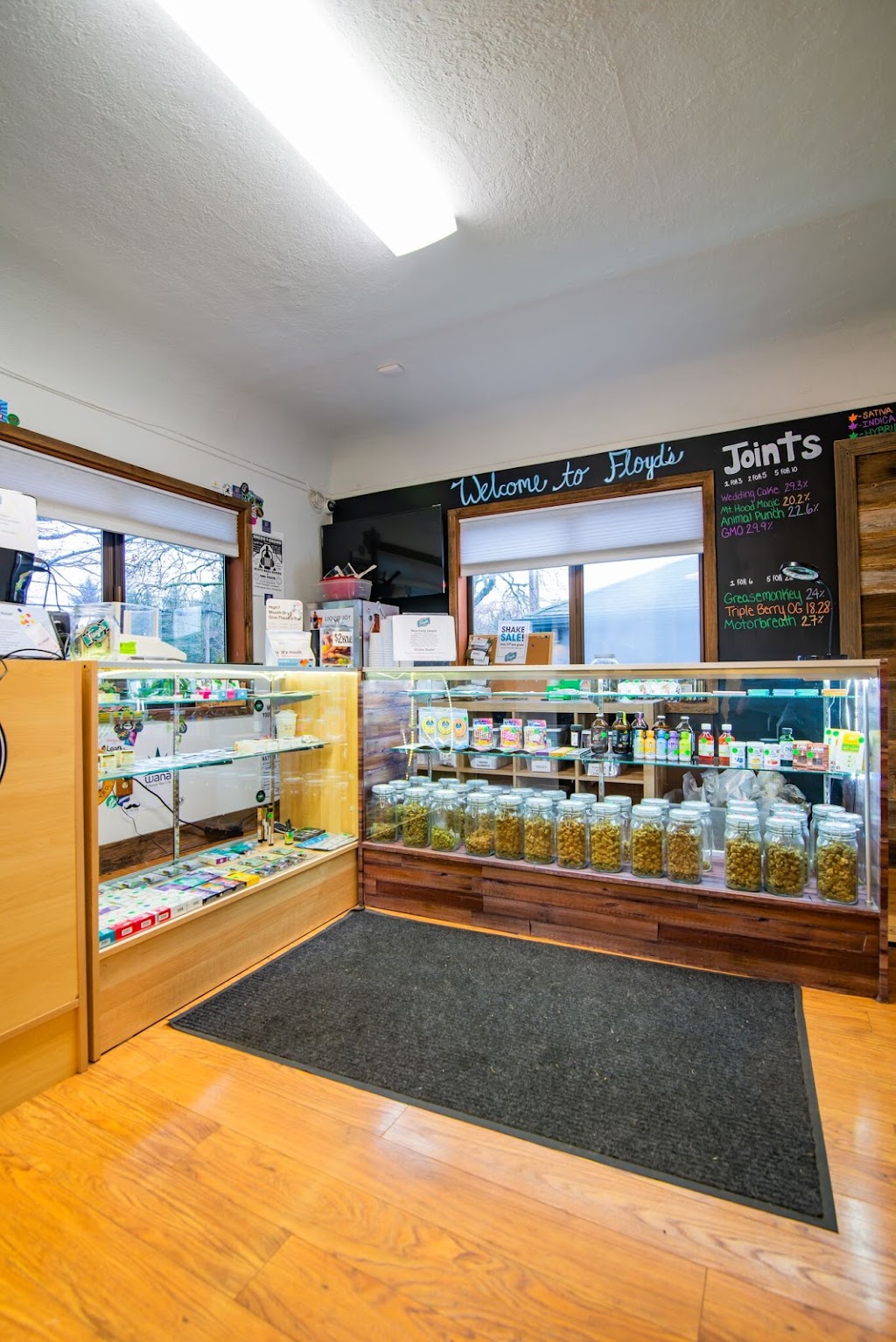 Floyds Fine Cannabis on 28th | 5217 SE 28th Ave, Portland, OR 97202, USA | Phone: (971) 255-1416