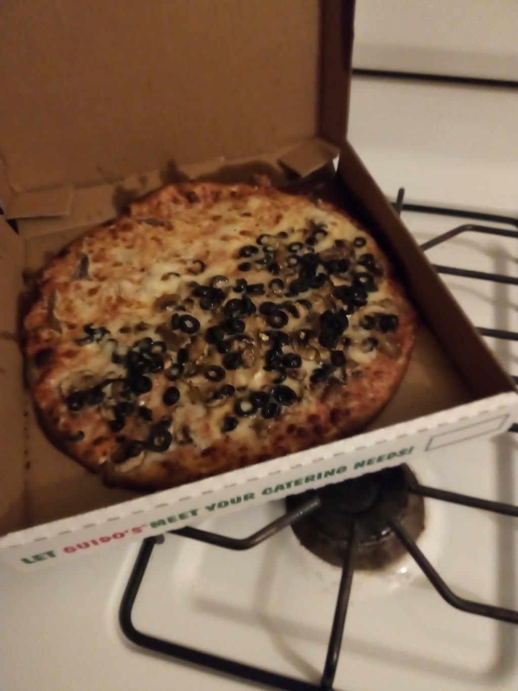 Guidos Pizza & Pasta | 20113 Sherman Way, Winnetka, CA 91306, USA | Phone: (818) 882-2627