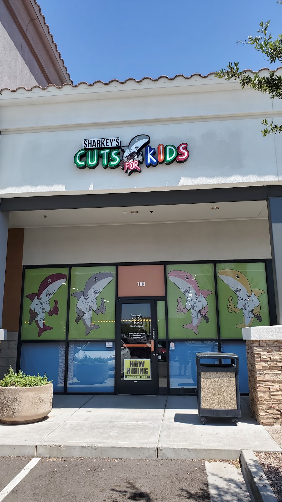 Sharkeys Cuts for Kids - Gilbert, AZ | 2470 S Val Vista Dr #103, Gilbert, AZ 85295, USA | Phone: (480) 636-8886