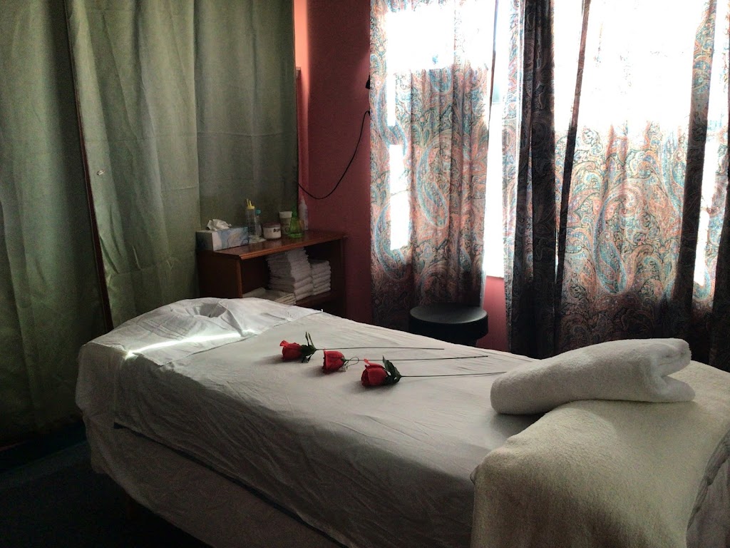 Sunflower Massage SPA | 11 W Schuylkill Rd First Floor, Pottstown, PA 19465 | Phone: (917) 285-4145