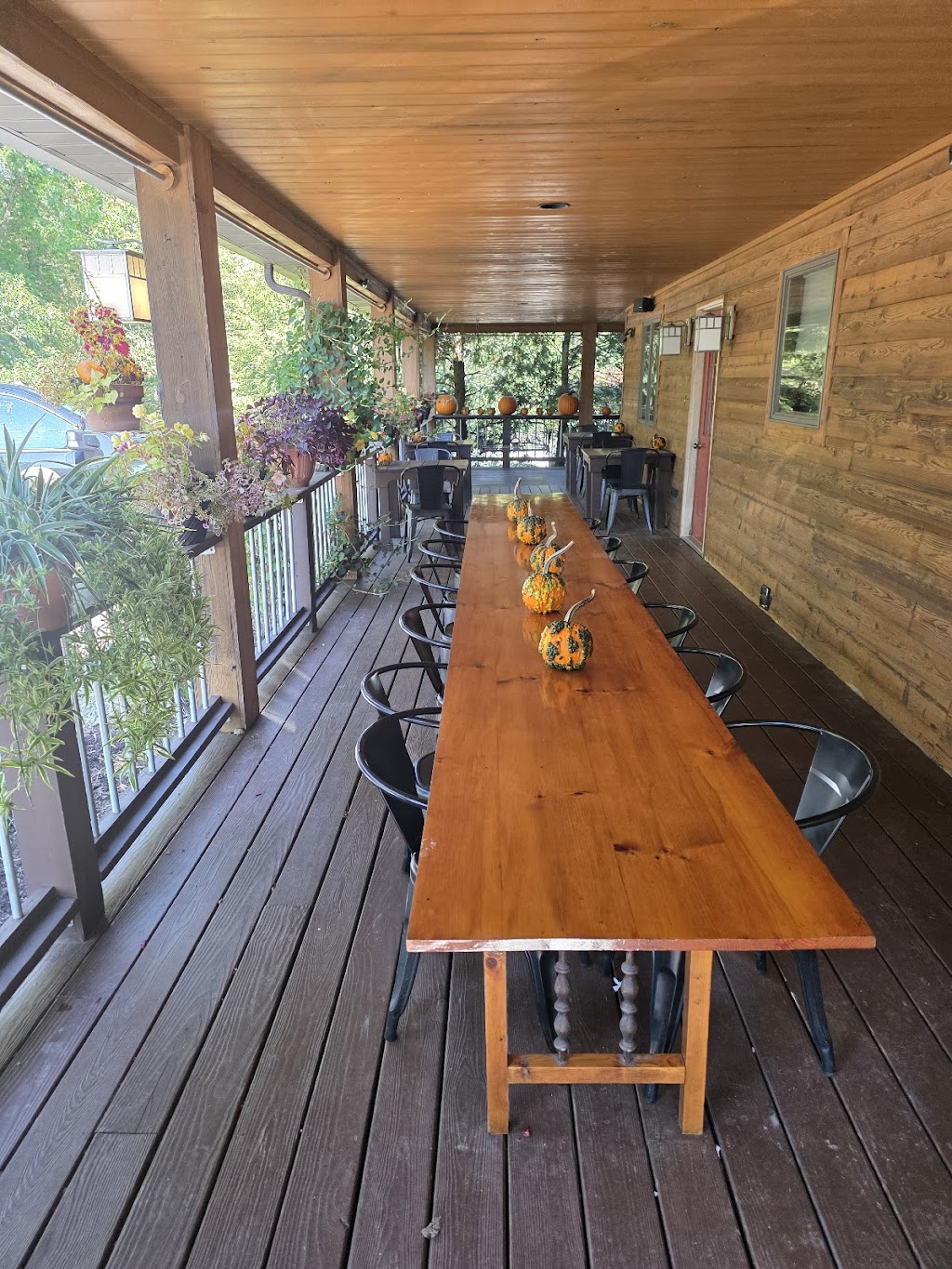 Bittersweet Cafe | 205 Farmington-Ohiopyle Rd, Farmington, PA 15437, USA | Phone: (724) 329-4411