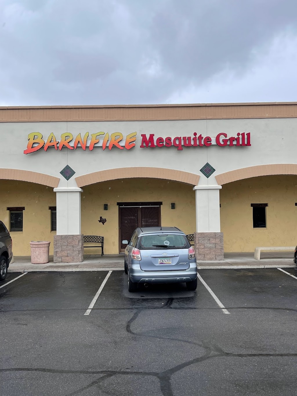 Barnfire Mesquite Grill | 8310 N Thornydale Rd, Tucson, AZ 85741, USA | Phone: (520) 572-5968