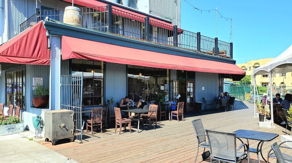 River Front Cafe | 224 B St, Petaluma, CA 94952, USA | Phone: (707) 347-5147