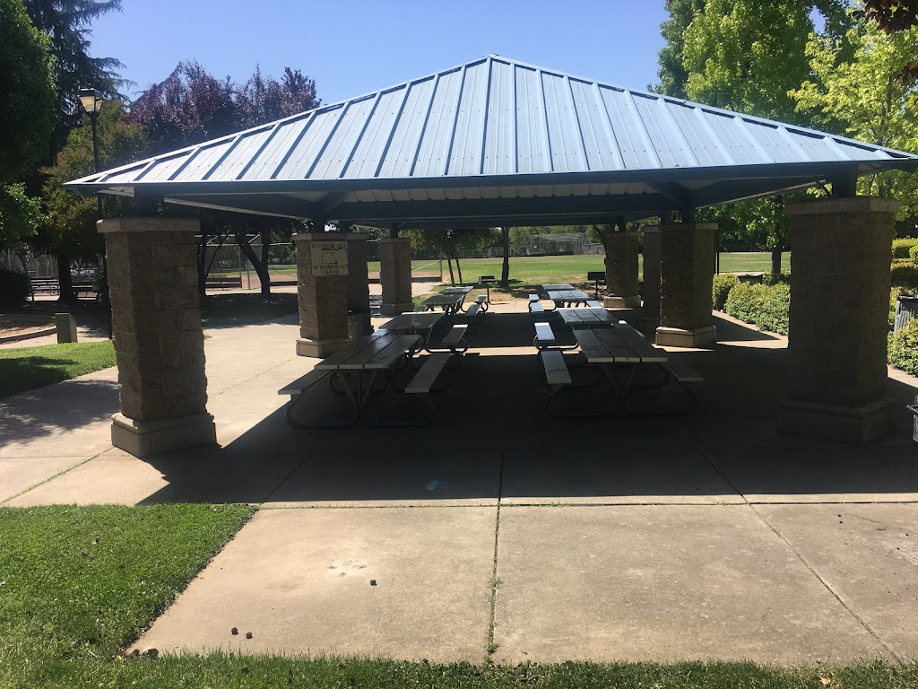 Hillsborough Park | 1001 Hillsborough Dr, Roseville, CA 95746, USA | Phone: (916) 772-7529