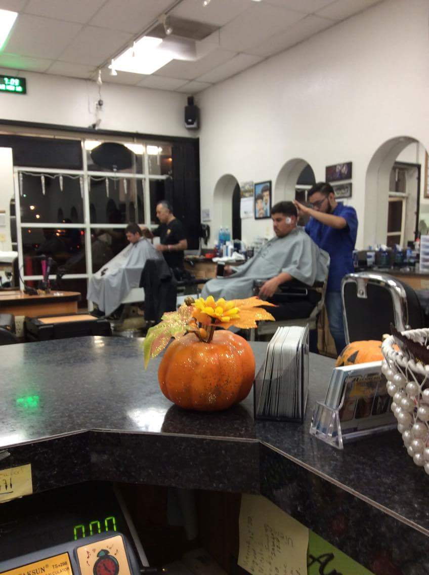 Eduardo Barber Shop | 311-A W Arbor Vitae St, Inglewood, CA 90301, USA | Phone: (310) 672-3507