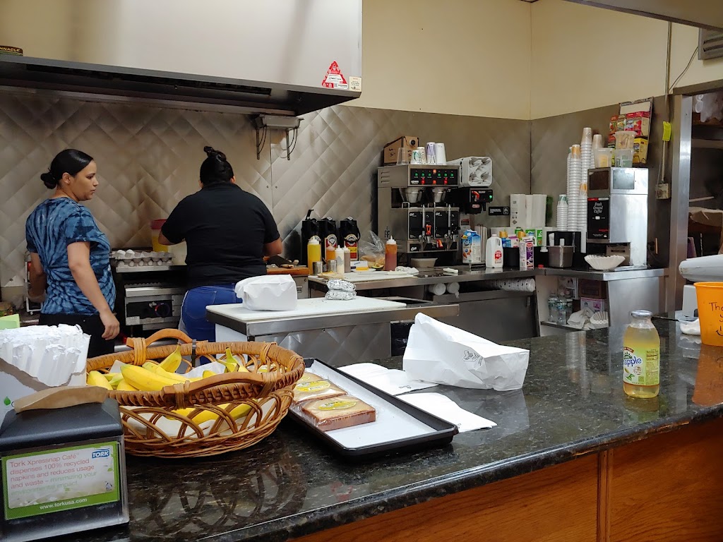 Goodys Bagels & Spreads | 5 Glen Cove Rd, Greenvale, NY 11548, USA | Phone: (516) 621-7887 Goodys Bagels & Spreads | 5 Glen Cove Rd, Greenvale, NY 11548, USA | Phone: (516) 621-7887