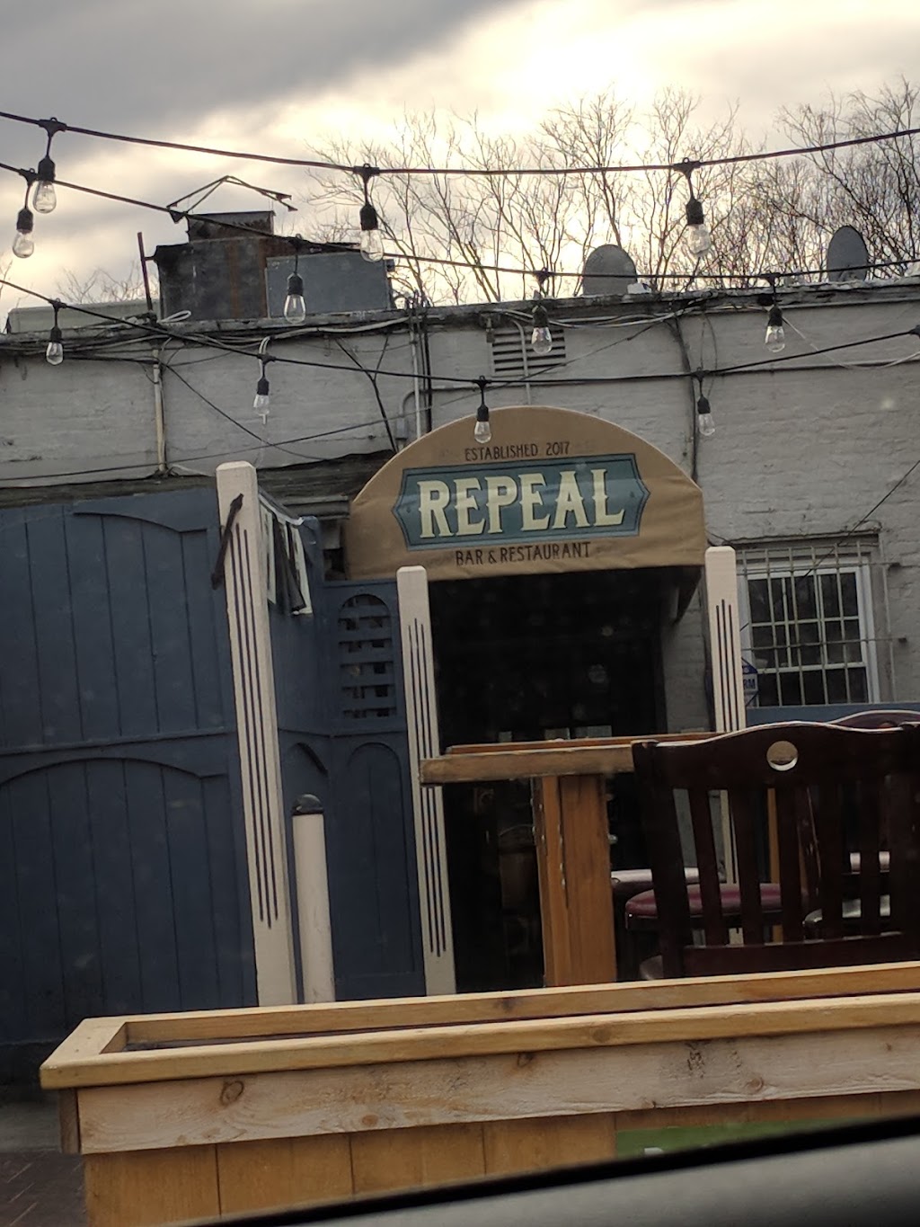 Repeal Bar & Restaurant | 55 New Hyde Park Rd, Garden City, NY 11530, USA | Phone: (516) 328-8326