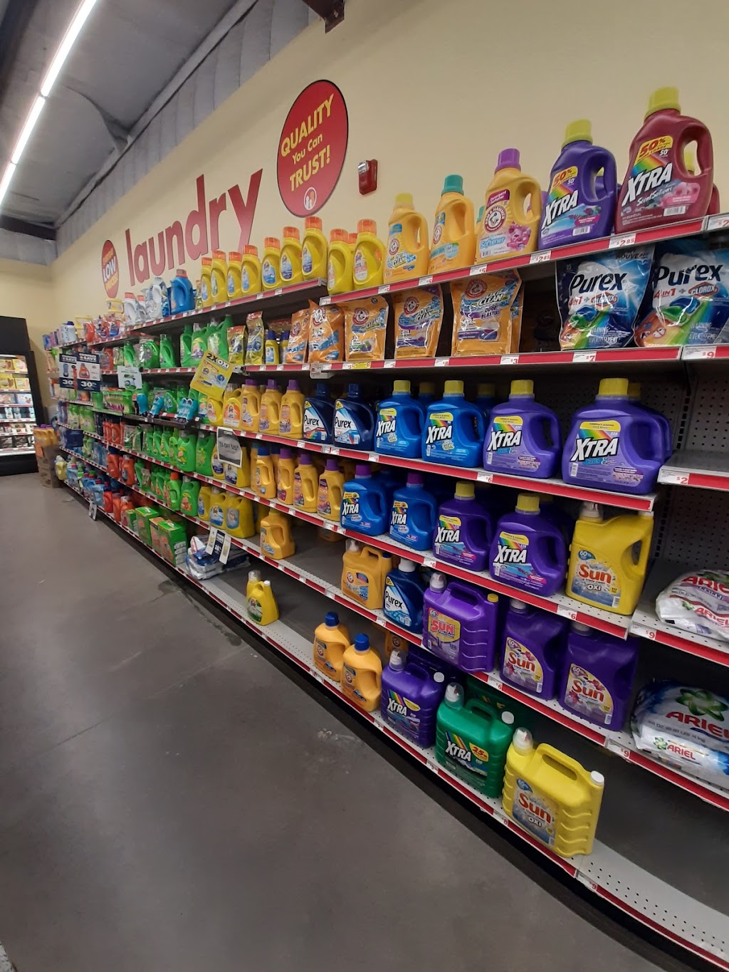 Family Dollar | 727 Meadow Lake Rd, Los Lunas, NM 87031, USA | Phone: (505) 737-6624