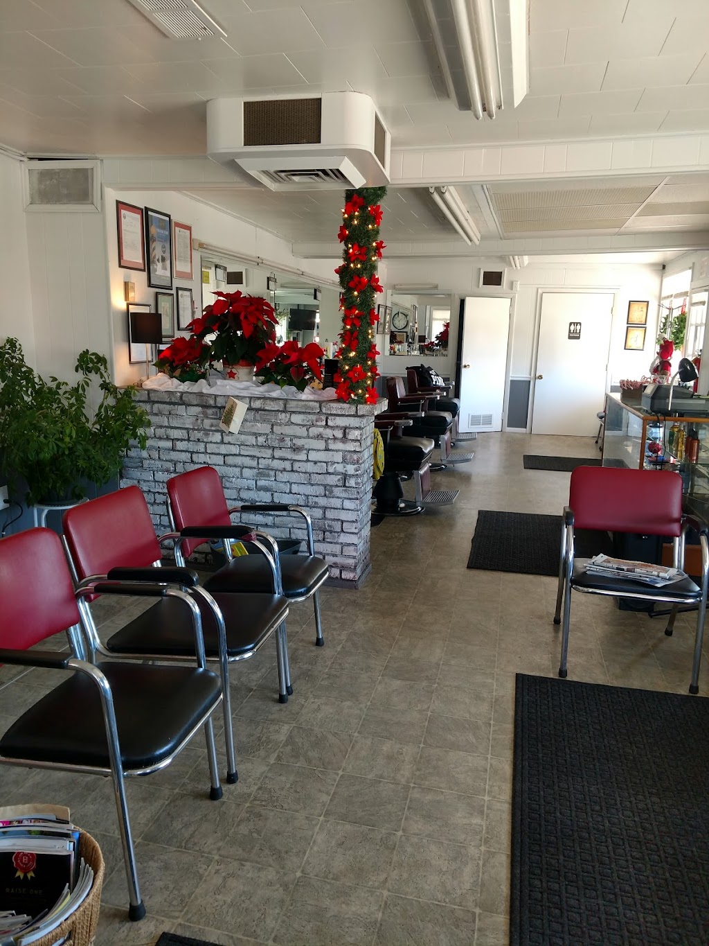 Uniontown Barber Shop | 3450 Edison St NW, Uniontown, OH 44685, USA | Phone: (330) 699-9803