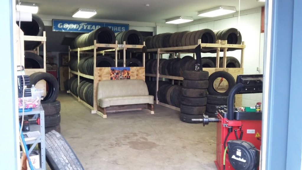 Gene and Son Used Tires | 658 East HuronDrive, Belleville, MI 48111, USA | Phone: (734) 502-4017