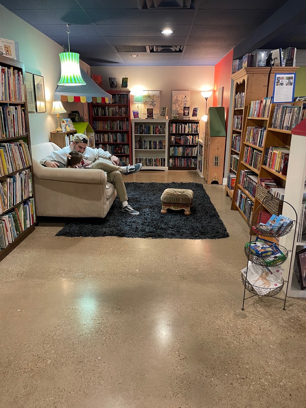 Monkey and Dog Books | 3608 W 7th St, Fort Worth, TX 76107 | Phone: (817) 489-5747