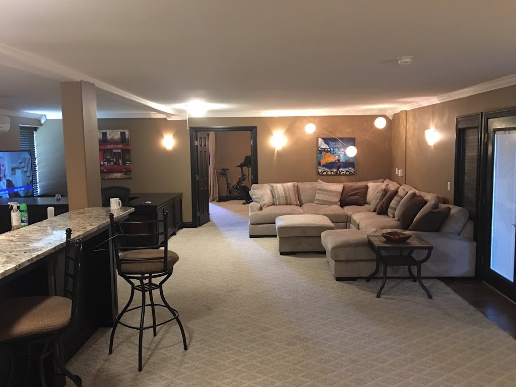 Apartment Rentals at Stearman Field | 1200 Aviator Ln, Benton, KS 67017, USA | Phone: (316) 641-5000