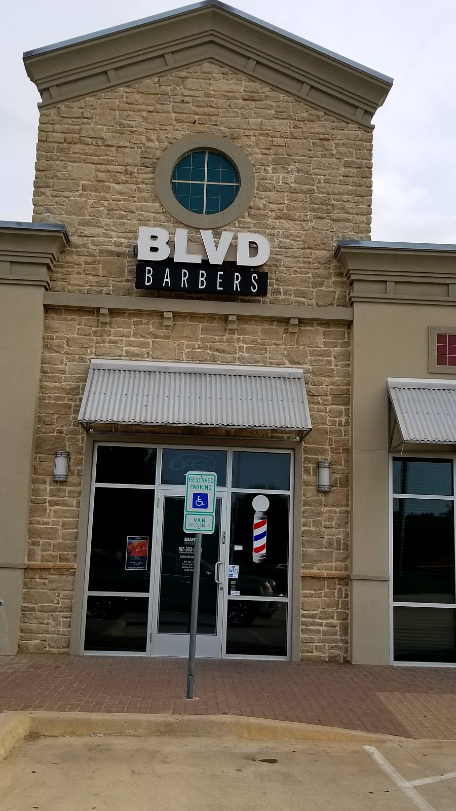 Blvd Barbers | 5000 Western Center Blvd unit 350, Haltom City, TX 76137, USA | Phone: (817) 393-3593