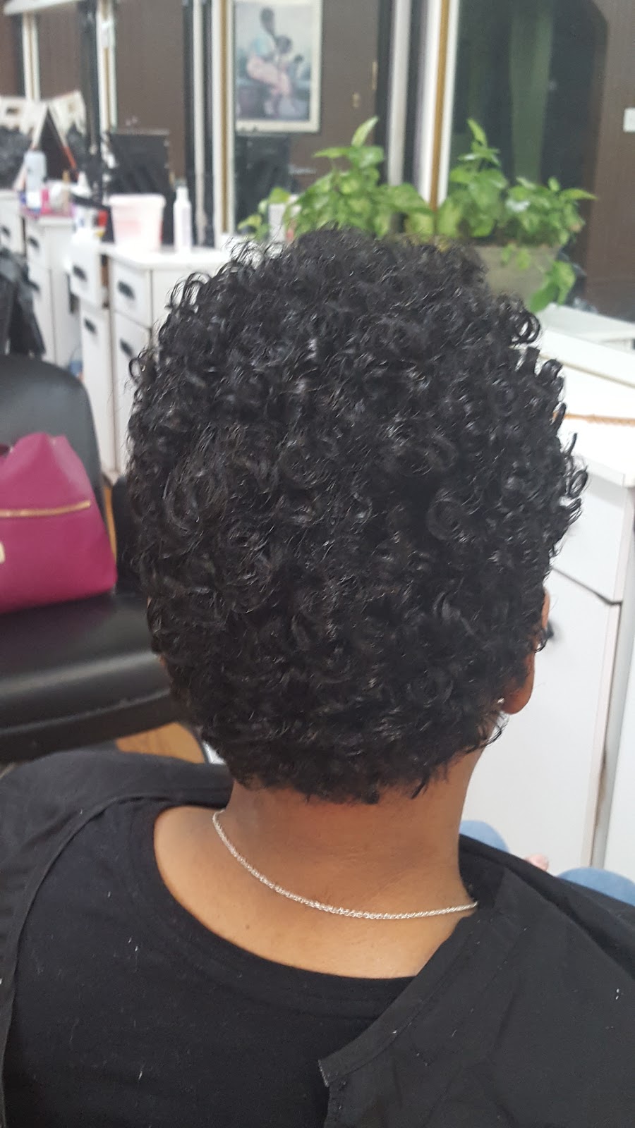 Its Hair Beauty Salon | 3006 W Mercury Blvd, Hampton, VA 23666, USA | Phone: (757) 826-8115