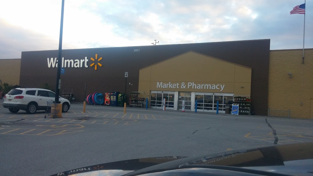 Walmart Supercenter | 2831 State Hwy 15, Fairbury, NE 68352, USA | Phone: (402) 729-3394