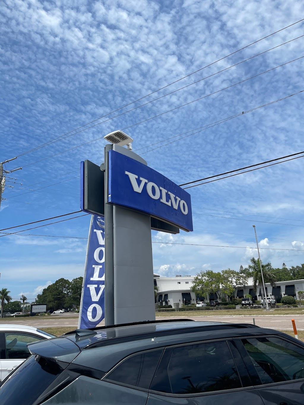 Volvo Cars Sarasota Service Department | 7576 S Tamiami Trail, Sarasota, FL 34231, USA | Phone: (941) 924-1212