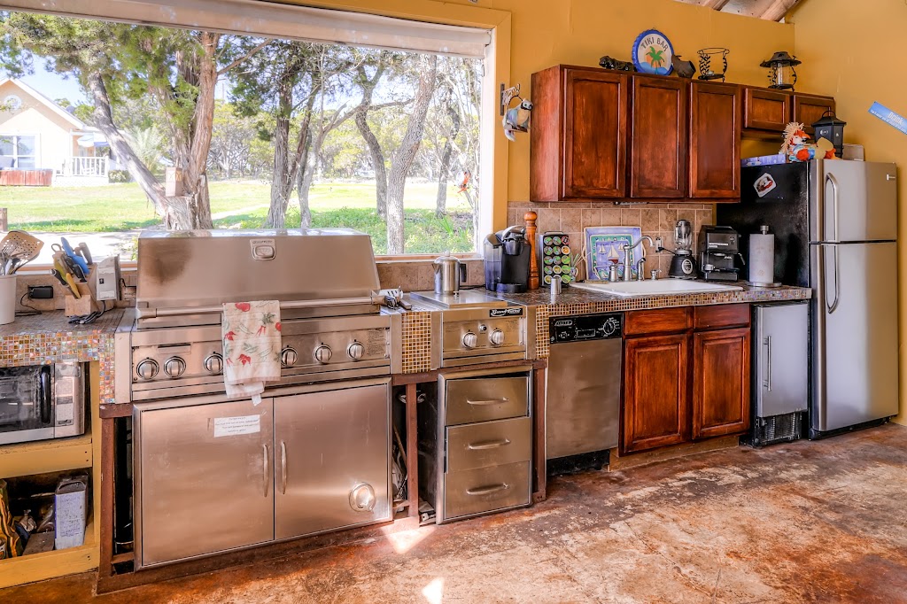 TNT Hill Country Getaways | 21130 Pvt Rd 177, Helotes, TX 78023, USA | Phone: (830) 688-1562