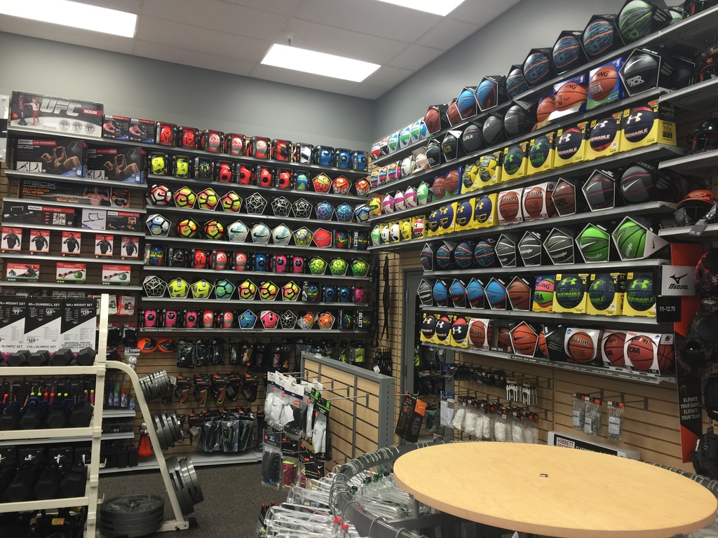 Hibbett Sports | 2206 Plaza E Pl, McPherson, KS 67460, USA | Phone: (620) 241-1051