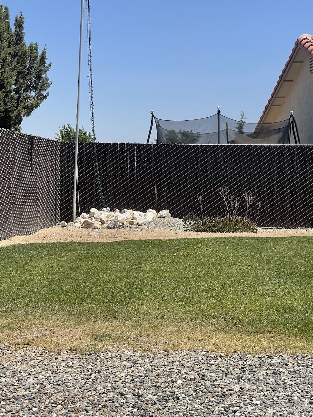 Bridge Fence Inc | 14387 Jenny St, Oak Hills, CA 92344, USA | Phone: (760) 948-7671