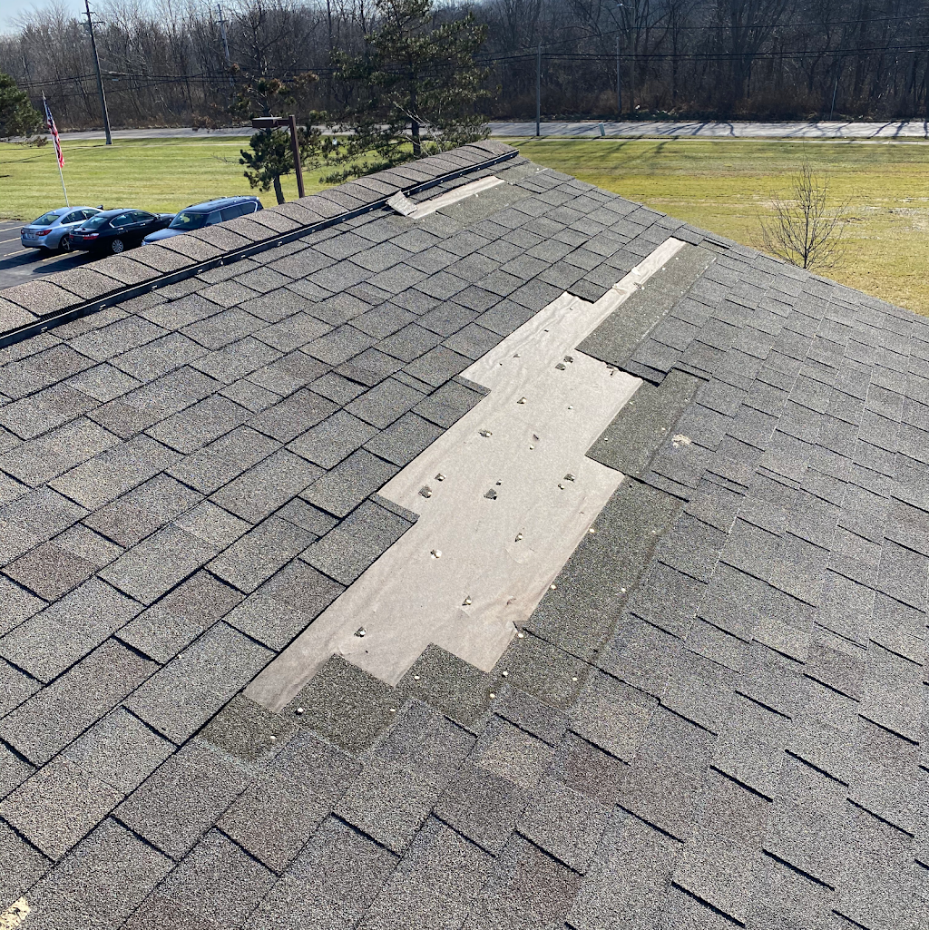 4 Seasons Construction & Roofing, Inc | 554 Water St #F, Chardon, OH 44024, USA | Phone: (440) 286-1618