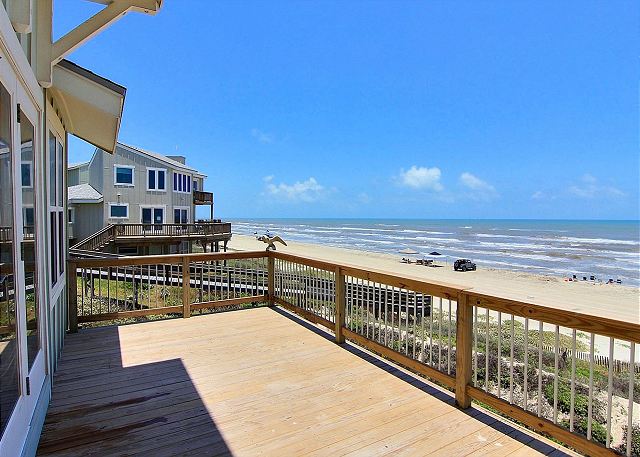 Port Aransas Escapes- Vacation Rentals | 1900 TX-361, Port Aransas, TX 78373 | Phone: (361) 356-4109