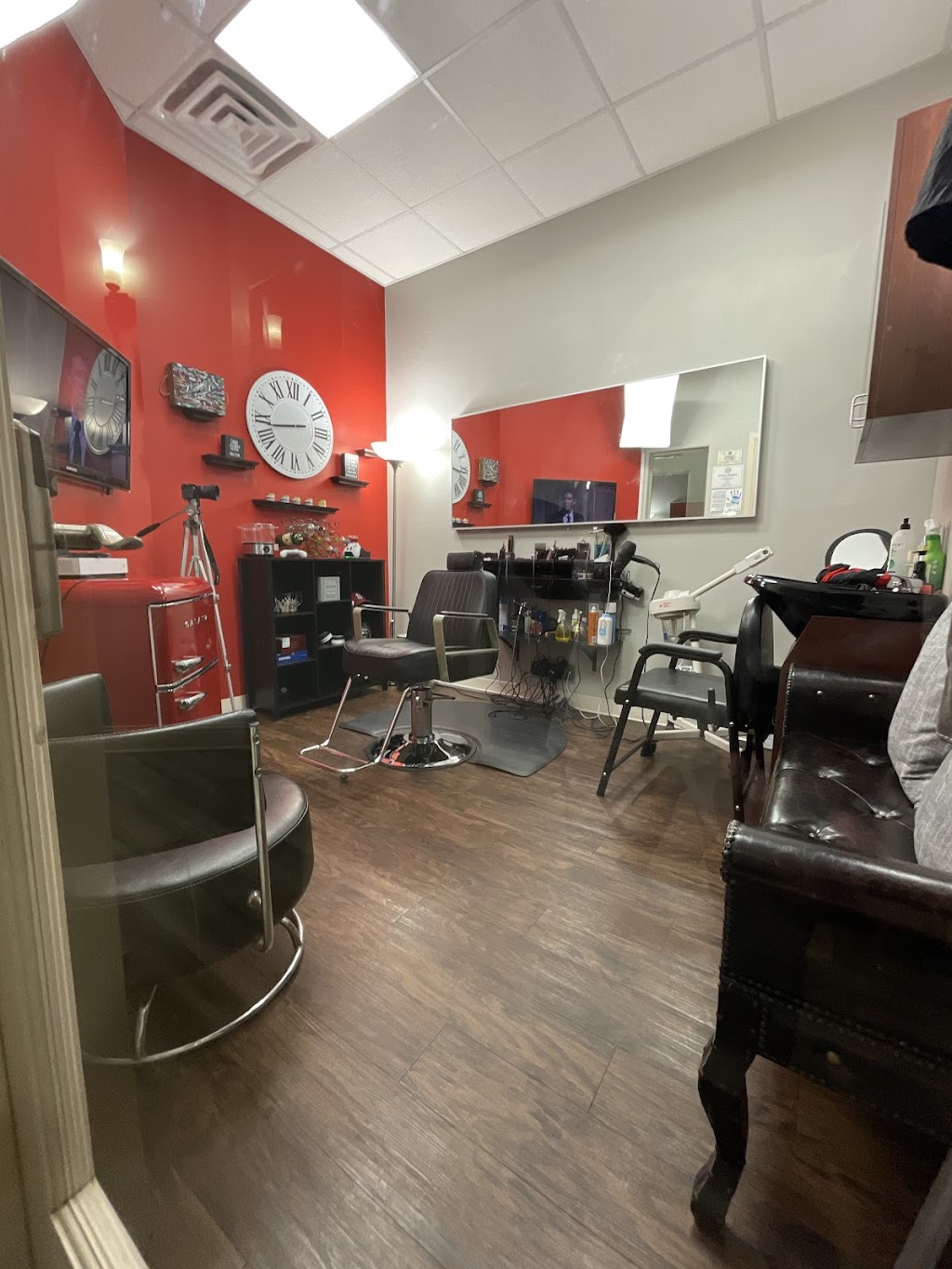 Shear Excellence Barber Lounge | 4709 W Parker Rd Suite 420, Plano, TX 75093, USA | Phone: (314) 951-8810