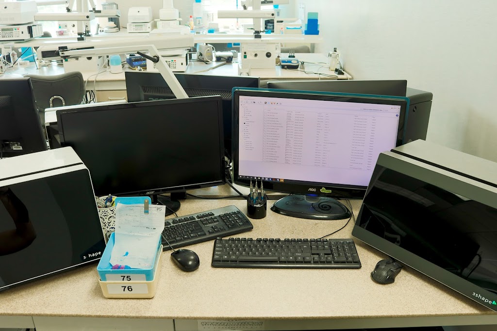 Dental Lab Miami | 3363 NE 163rd St STE 804, Miami, FL 33160, USA | Phone: (305) 940-4040