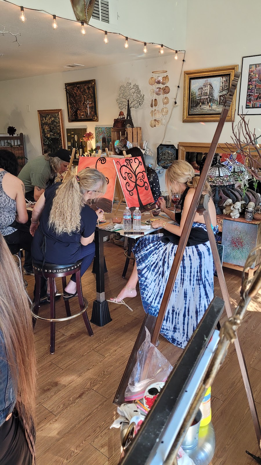 Paint The Grapes With Wine Sip & Paint | 5051 E 3rd St suite 103 a, East Los Angeles, CA 90022, USA | Phone: (323) 470-4012