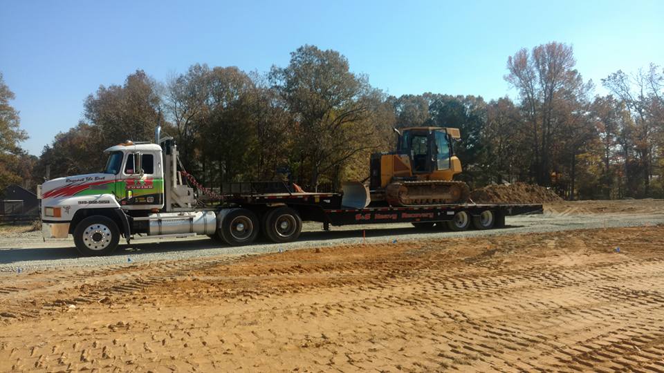 S & S Towing & Heavy Transport | 1733 N White St, Wake Forest, NC 27587, USA | Phone: (919) 529-2356