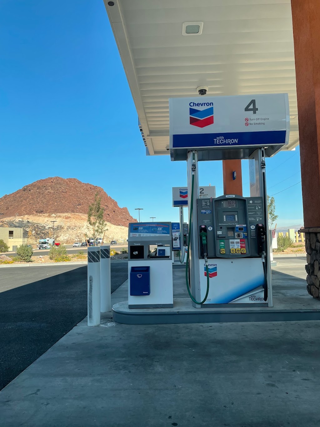 Chevron | 18051 US-93 BUS, Boulder City, NV 89005, USA | Phone: (702) 294-0128