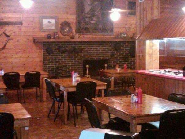 Seals Catfish Cabin | 312 McSween Rd, Picayune, MS 39466, USA | Phone: (601) 799-2383