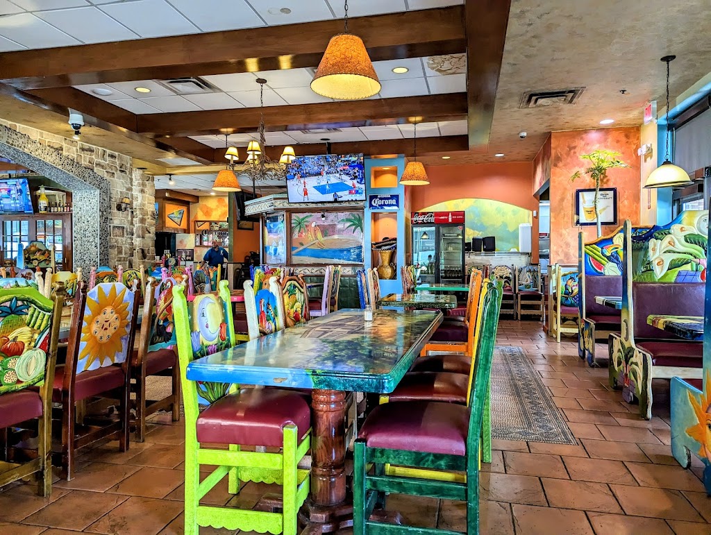 Good Tequilas Mexican Grill | 950 Elk Grove Town Center, Elk Grove Village, IL 60007, USA | Phone: (847) 871-5164