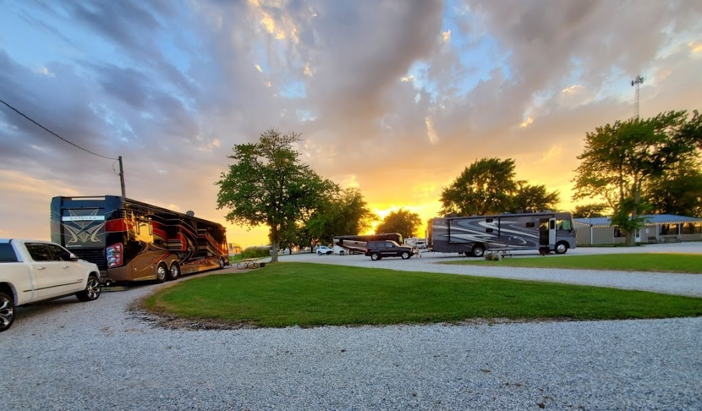 Kamper Kompanion RV Park | 18388 E Frontage Rd, Litchfield, IL 62056, USA | Phone: (217) 324-4747