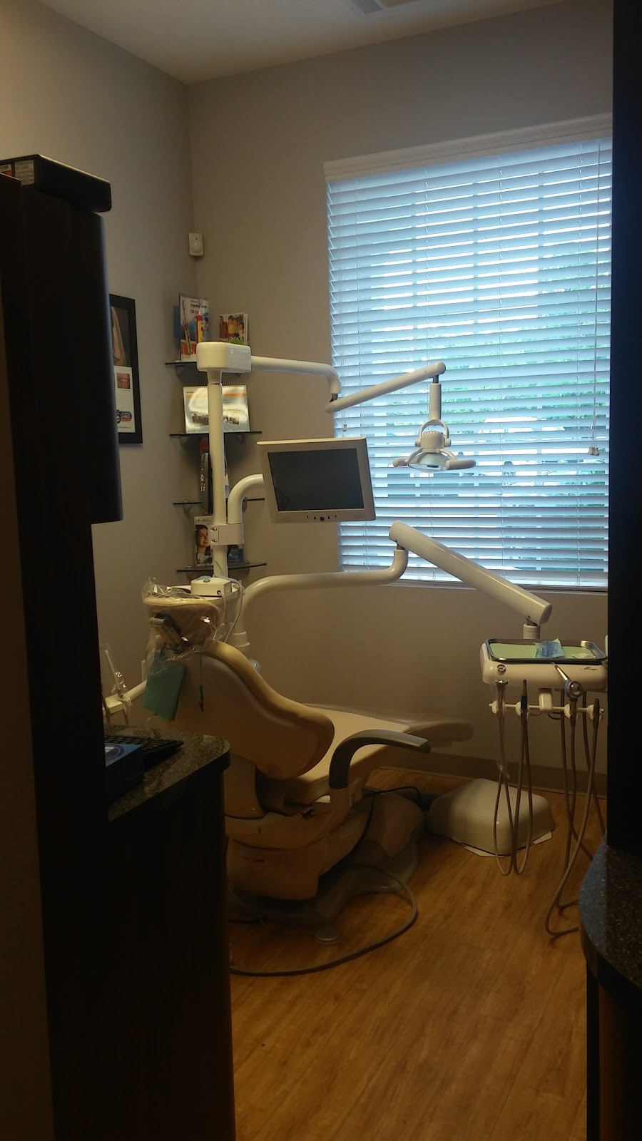 Dental Smiles At Dacula | 1325 Auburn Rd, Dacula, GA 30019, USA | Phone: (678) 495-9500