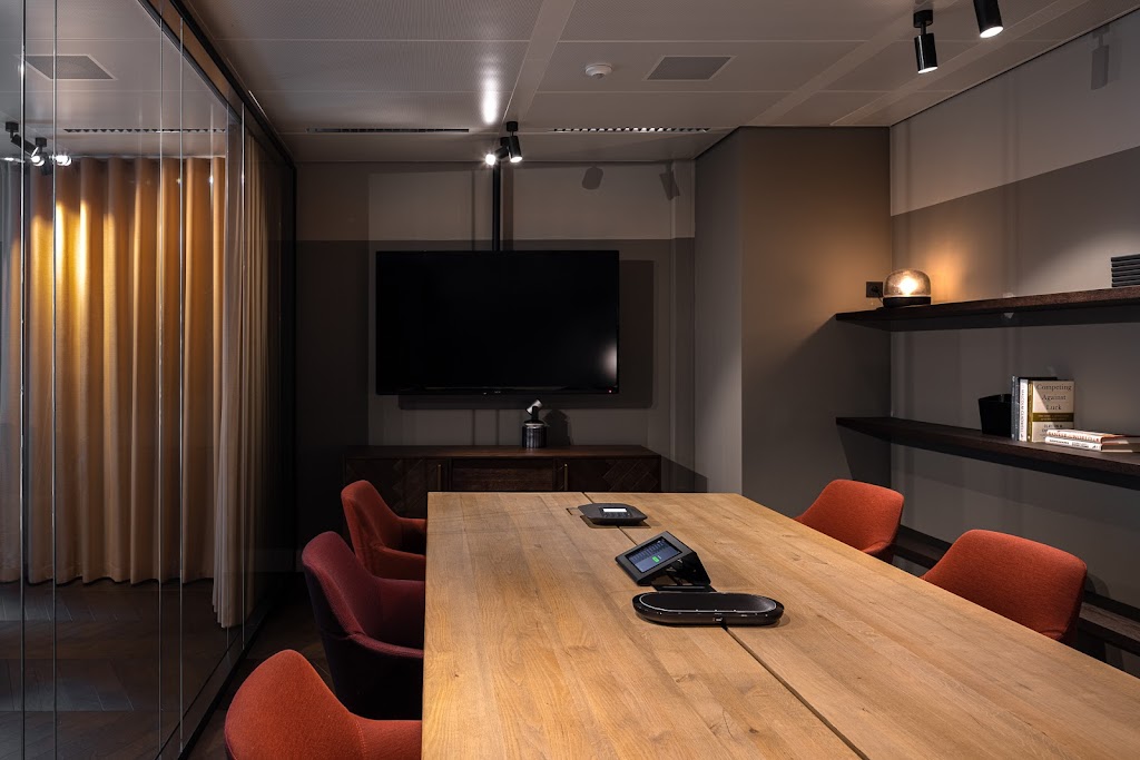 Oliver Wyman BV | Strawinskylaan 4101, 1077 ZX Amsterdam, Netherlands | Phone: 020 541 9750 Oliver Wyman BV | Strawinskylaan 4101, 1077 ZX Amsterdam, Netherlands | Phone: 020 541 9750