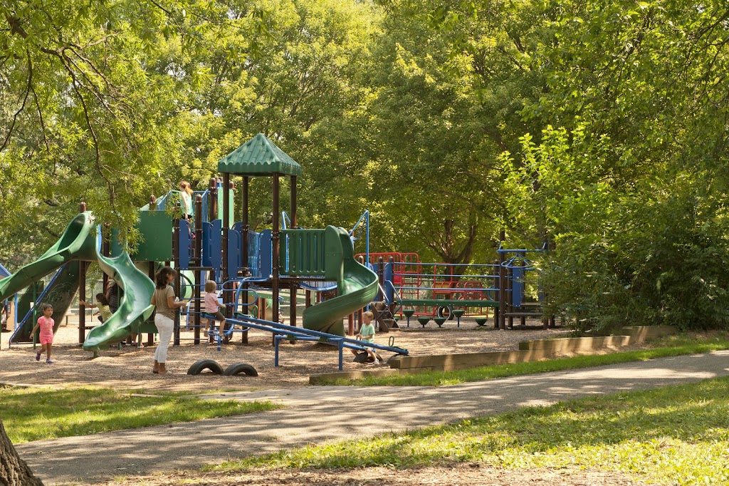 Norwood Local Park | 4700 Norwood Dr, Chevy Chase, MD 20815, USA | Phone: (301) 495-2595